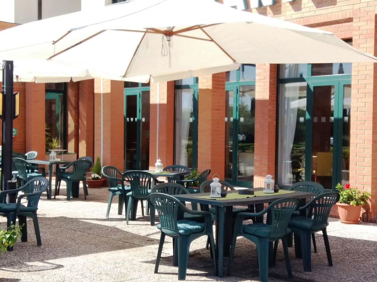 Meditur Hotel Pisa Migliarino Pisano Exterior photo